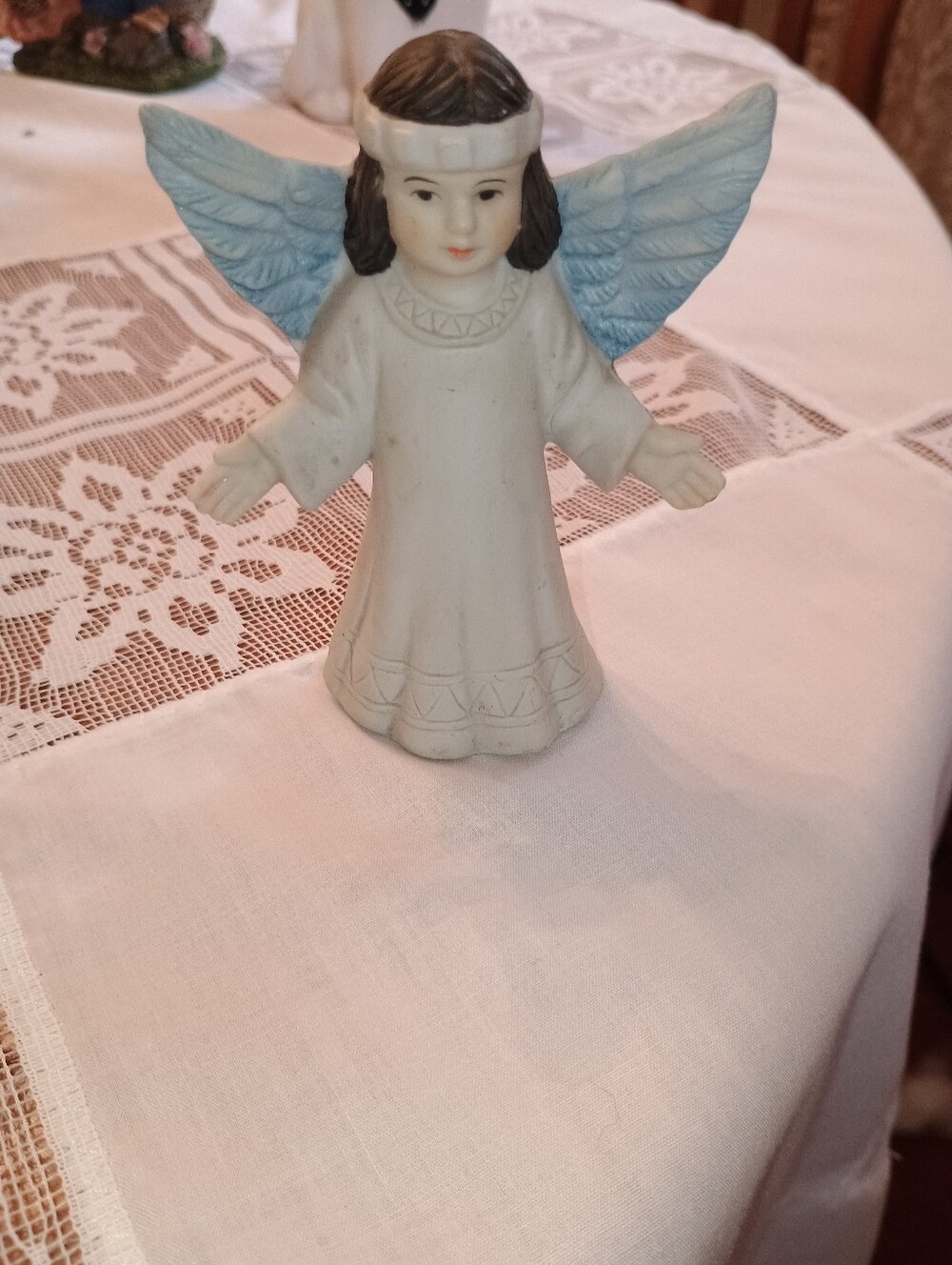Blue-Wing Angel Figurine Home Accent House of Lloyd from Nativity Scence 4 x 3.